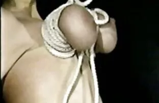 XXX Bionda Anale falso nonna vecchia nuda