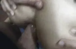 XXX Due ragazzi cazzo Vergine video anziane nude