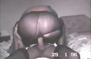 XXX Capelli generosi con la punta delle dita agitare Diana vecchie troie nude