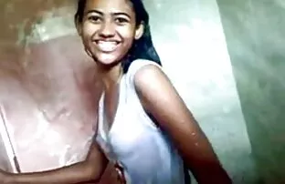 XXX Tentazione bambino ha sesso in massaggio vecchie nonne nude stanza