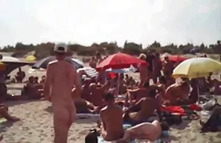 XXX Ha recuperato nonne vecchie nude con il suo più caldo in due fori