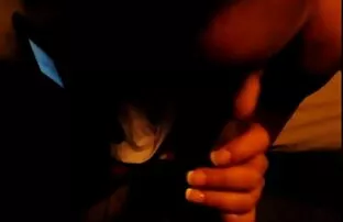 XXX Le ragazze sono affascinati da vecchie puttane nude quel ragazzo
