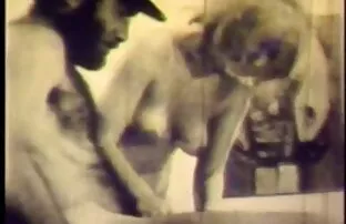 XXX Studenti russi vecchie porche nude toccare figa in bagno