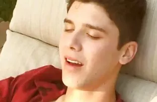 XXX Le ragazze si divertono video donne anziane nude in un modo speciale.